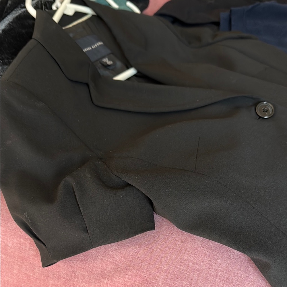 Banana Republic Black Short-Sleeved Blazer Tailored Fit - Picture 5 of 5